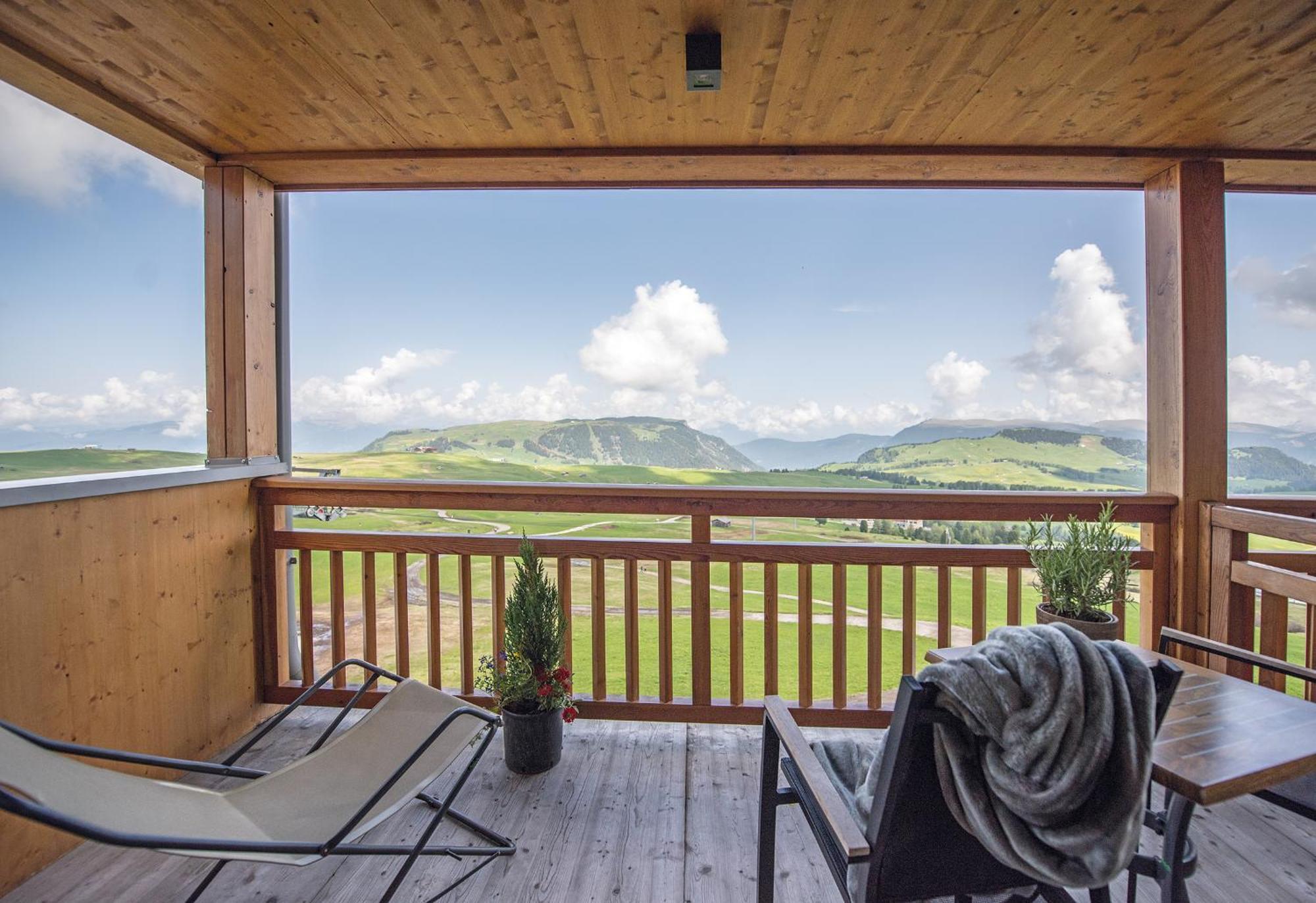 Hotel Goldknopf Alpe Di Siusi Eksteriør bilde