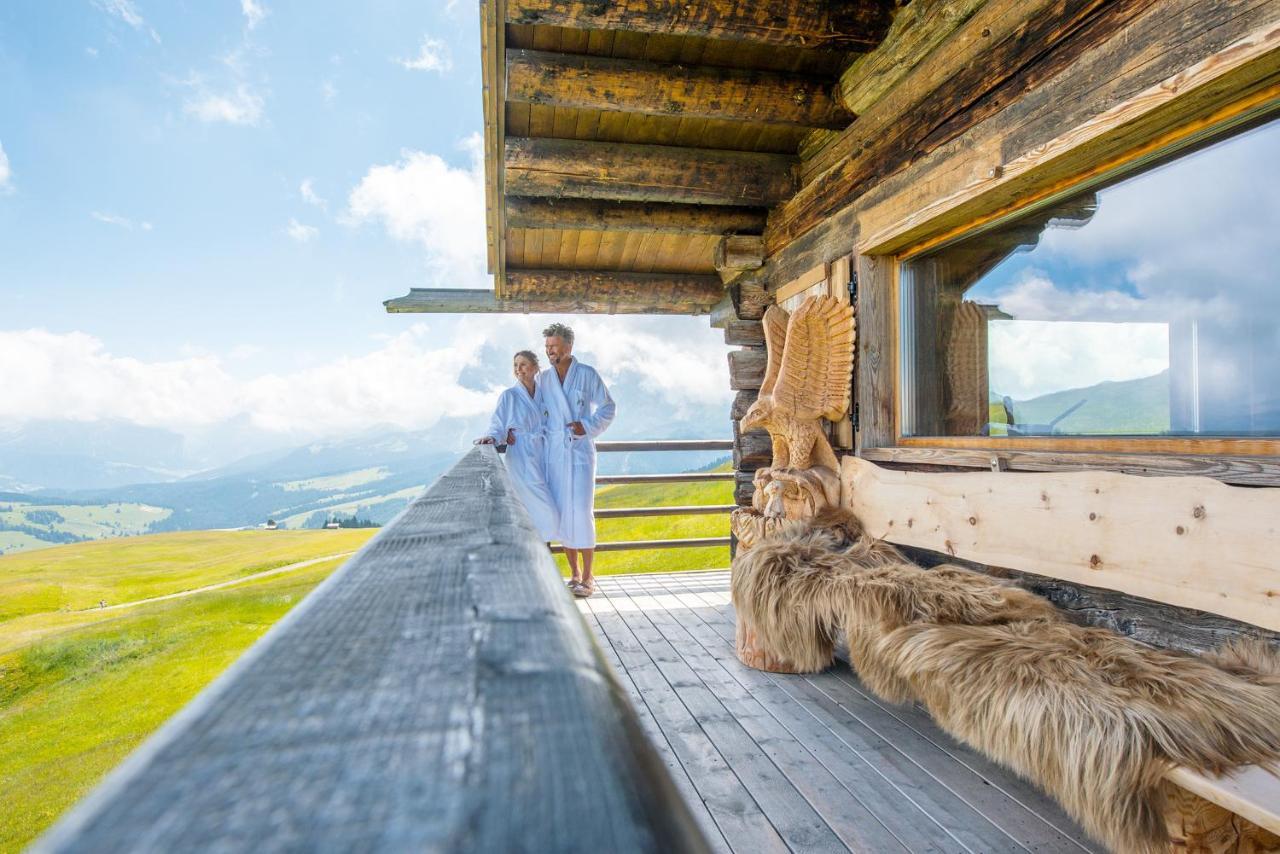 Hotel Goldknopf Alpe Di Siusi Eksteriør bilde