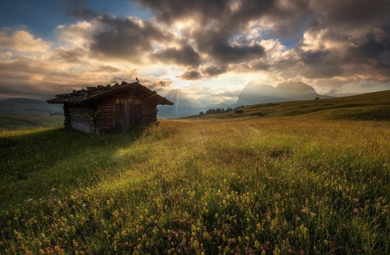 Hotel Goldknopf Alpe Di Siusi Eksteriør bilde